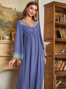 蕾絲拼接前繫帶睡裙 - 藍色 - 查看 3