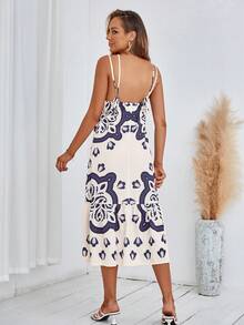 SHEIN VCAY Vestido de tirantes con estampado de dibujo bajo con fruncido - Multicolor - Ver 2