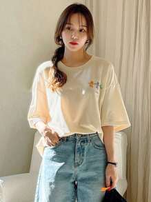 DAZY Bear & Letter Graphic Drop Shoulder Tee - Beige - View 7