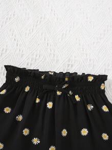 SHEIN 少女鬆身雏菊印花短褲，配有荷葉邊和蝴蝶結裝飾的彈性腰帶 - 黑色 - 查看 4