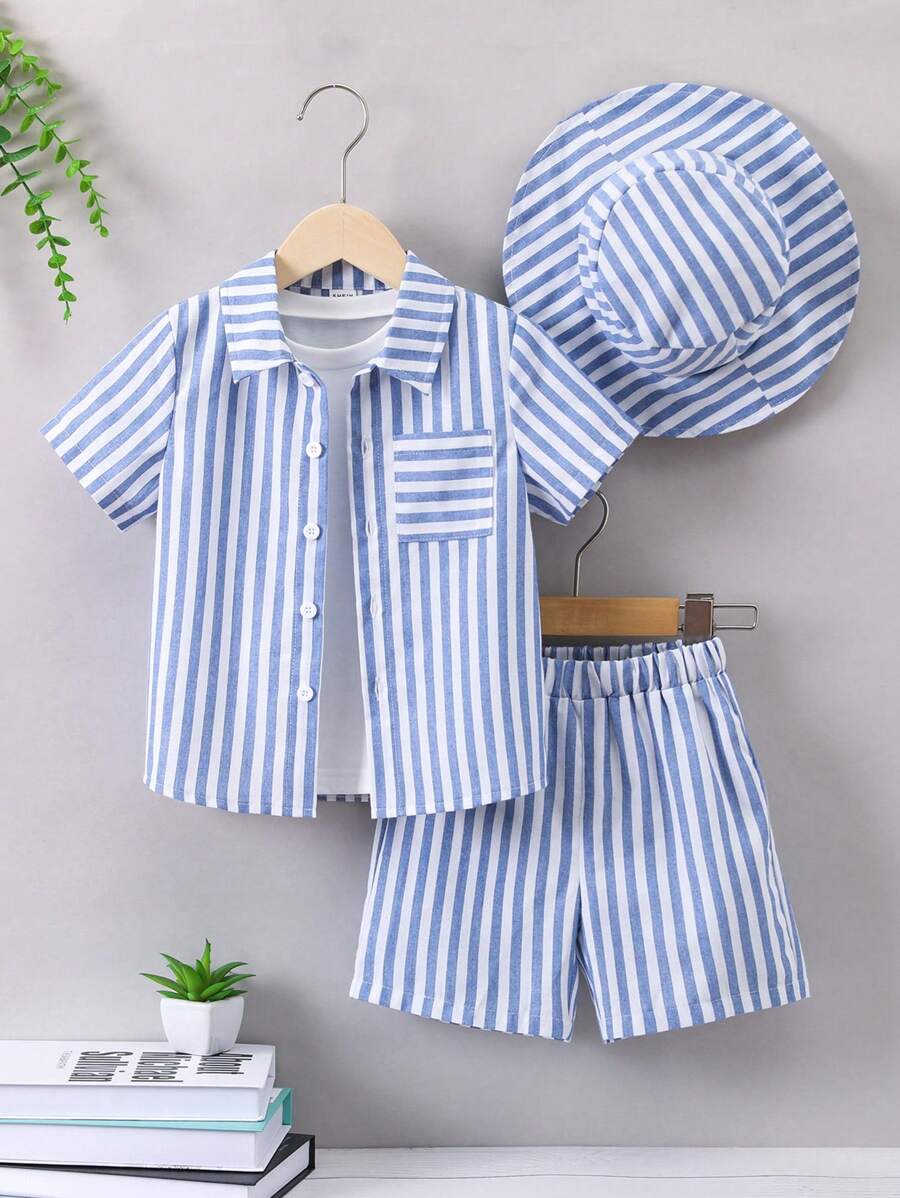 SHEIN 小男孩藍白條紋翻領度假休閒襯衫連身裙常規袖遮陽帽 2入組套夏季 - 藍白色 - 查看 1