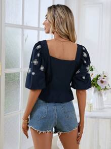 GENKIRA 花卉刺繡泡泡袖襯衫 - 藏蓝色 - 查看 2