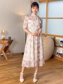 DAZY 印花繫帶領泡泡袖前繫帶連衣裙