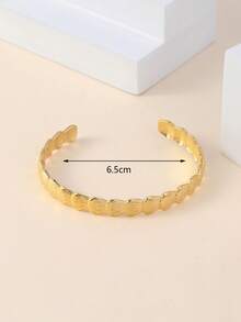 1pc Fashion Stainless Steel Shell Detail Textured Cuff Bangle For Women For Daily Life - Yellow Gold - View 3