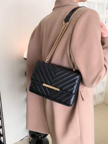 鋸齒紋方包翻蓋PU皮革黑色