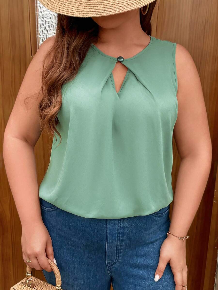 SHEIN LUNE Plus Keyhole Neckline Sleeveless Blouse - Green - View 1