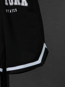 SHEIN Leap Crew Tween Boy Letter Graphic Tee & Contrast Tape Drawstring Waist Shorts Without Necklace - Black - View 3