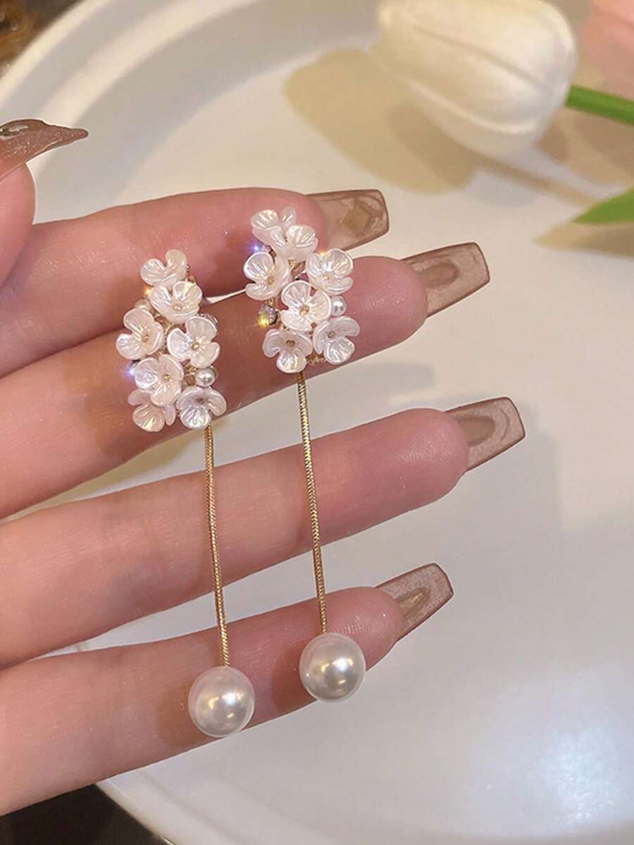 1 对时尚锌合金花朵和人造珍珠装饰耳坠，适合女士日常装饰情人节 - 彩色 - 查看 1