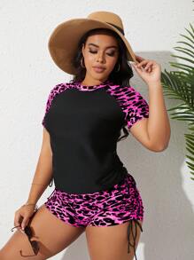 Rashguard avec imprimé graphique, manches raglan et cordon de serrage sur le côté, pour l'été et la plage, grande taille - Multicolore - Voir 3