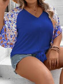 SHEIN LUNE Camiseta de manga raglan con estampado floral y dobladillo nudoso para talla grande en verano - azul real - Ver 8