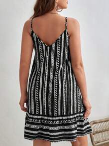 SHEIN VCAY Sukienka typu boho z falbaniastym brzegiem i drobnym kwiatowym nadrukiem w dużym rozmiarze, na lato