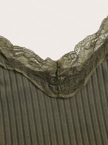 SHEIN ICON 蕾絲拼接荷葉邊吊帶上衣 - 軍綠色 - 查看 4