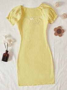 SHEIN Qutie 水鑽字母圖案木耳邊前蝴蝶結泡泡袖緊身洋裝 - 黃色 - 查看 1
