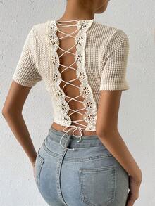 SHEIN Privé 露背繫帶短款T恤 - 杏色 - 查看 4