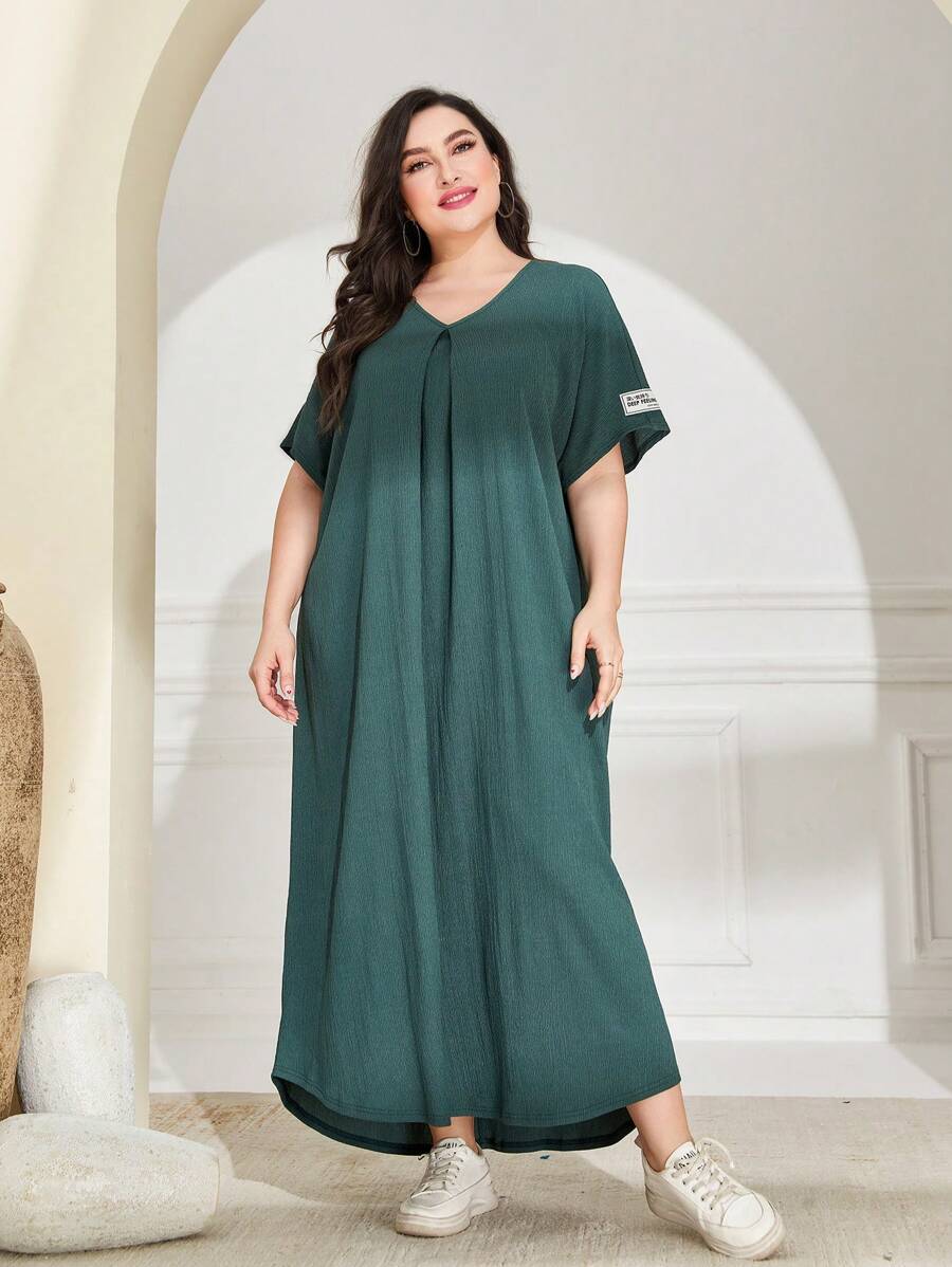 Lacomfia 大碼字母補丁細節蝙蝠袖連衣裙 - 墨綠色 - 查看 1