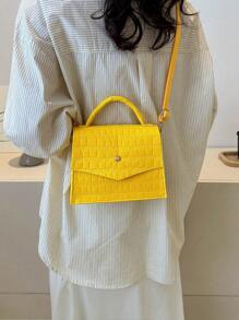 滌綸方包鱷魚壓紋鉚釘裝飾翻蓋 - 黃色 - 查看 3