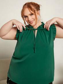 SHEIN CURVE+ Áo sơ mi Plus Size viền lá sen Thắt nơ trước màu trơn Giải trí - Màu xanh lá cây đậm - Xem 3