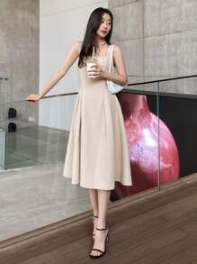 DAZY Chất rắn Chi tiết xếp li Đầm - Màu be - Xem 6