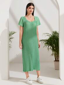 Mulvari 素色木耳邊條紋針織洋裝 - 綠色 - 查看 1