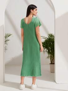 Mulvari 素色木耳邊條紋針織洋裝 - 綠色 - 查看 2