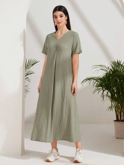 Seusyu 素色V領前收褶洋裝