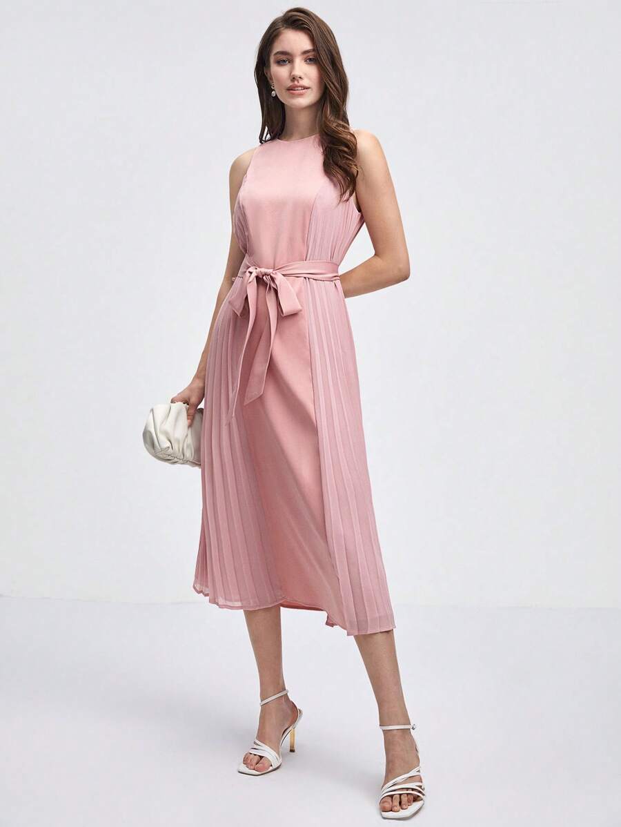 BizChic Vestido con cinturón unicolor fruncido - Rosa Pálido - Ver 1