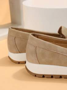 時尚鞋適用於女士金屬裝飾厚底樂福鞋