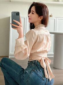 DAZY 纯色披肩领裹身细节短款衬衫秋季上衣长袖上衣 - 杏色 - 查看 2