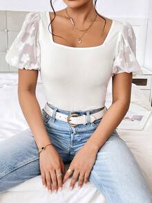 SHEIN Privé 貼花泡泡袖方領T恤 - 白色 - 查看 2