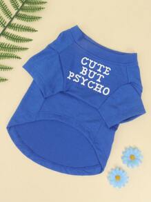 这款轻便的宠物服装适合猫狗穿着，采用字母印花圆领T恤设计，适合小型猫咪和法国斗牛犬。春、夏、秋季居家或外出穿着都非常合适，让您的爱犬更加快乐。（本产品尺码偏小，建议购买大1-2个尺码）