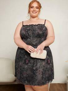 SHEIN CURVE+ 大碼印花前繫帶網紗吊帶連衣裙 - 彩色 - 查看 1