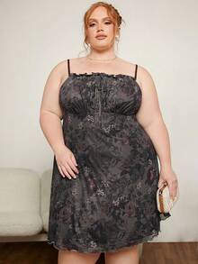 SHEIN CURVE+ 大碼印花前繫帶網紗吊帶連衣裙 - 彩色 - 查看 3