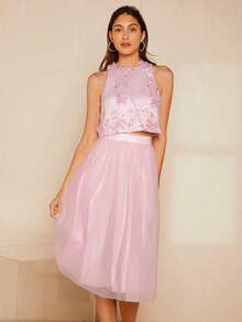 SHEIN Belle 1入組花卉刺繡貼花背心上衣和1入組網紗半身裙 - 淺粉色 - 查看 6