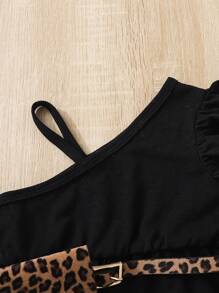 SHEIN Baby Girl Asymmetrical Neck Ruffle Trim Romper With Belt Bag - Black - View 4