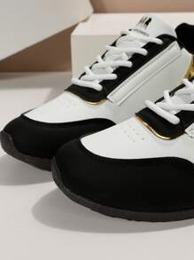 Giày thể thao nữ thu/đông, giày chạy bộ buộc dây phía trước họa tiết chữ - Đen và trắng - Xem 5