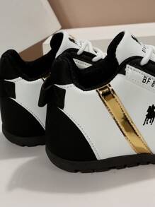 Giày thể thao nữ thu/đông, giày chạy bộ buộc dây phía trước họa tiết chữ - Đen và trắng - Xem 7