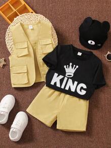 SHEIN 年輕男孩皇冠和字母圖形T恤及短褲及帶蓋口袋的馬甲外套