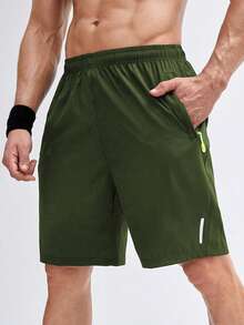 Manfinity Sport Corelite Hombres Shorts deportivos con bolsillo con cremallera - Verde militar - Ver 3