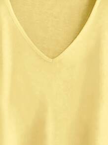 Chiquease Solid Batwing Sleeve V-neck Curved Hem Tee