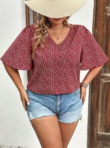 SHEIN LUNE Plus Size Floral Print V-Neck Bell Sleeve Floral Blouse - Red - View 5