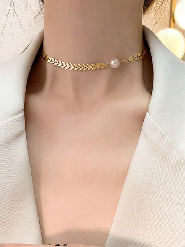 1pc Fashion Zinc Alloy Faux Pearl Decor Choker For Women For Daily Decoration