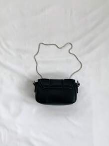 Bolsa cuadrada mini con diseño trenzado con solapa PU negro - Negro - Ver 8