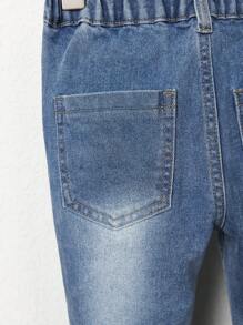 小男童破洞抽鬚漂白水洗牛仔褲 - 中等水洗藍 - 查看 4