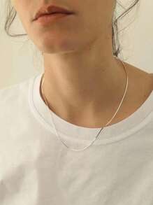 Minimalist Chain Necklace - Silver - View 4