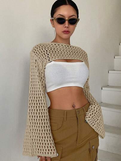 DAZY 鏤空喇叭袖超短版套頭毛衣不附文胸