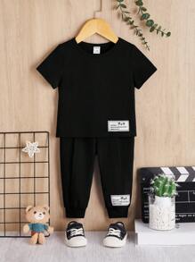 SHEIN Bebé niño Pantalones deportivos con camiseta con slogan con parche