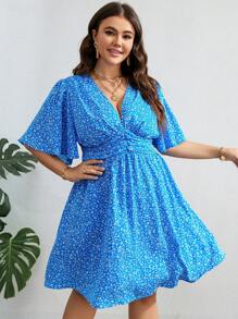 SHEIN VCAY Plus Ditsy Floral Print Butterfly Sleeve Dress