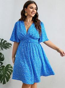 SHEIN VCAY Plus Ditsy Floral Print Butterfly Sleeve Dress