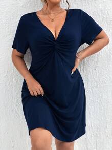 SHEIN Frenchy 大碼前扭結素色連衣裙 - 藏蓝色 - 查看 1