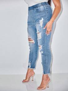 SHEIN SXY Plus Washed Ripped Jeans